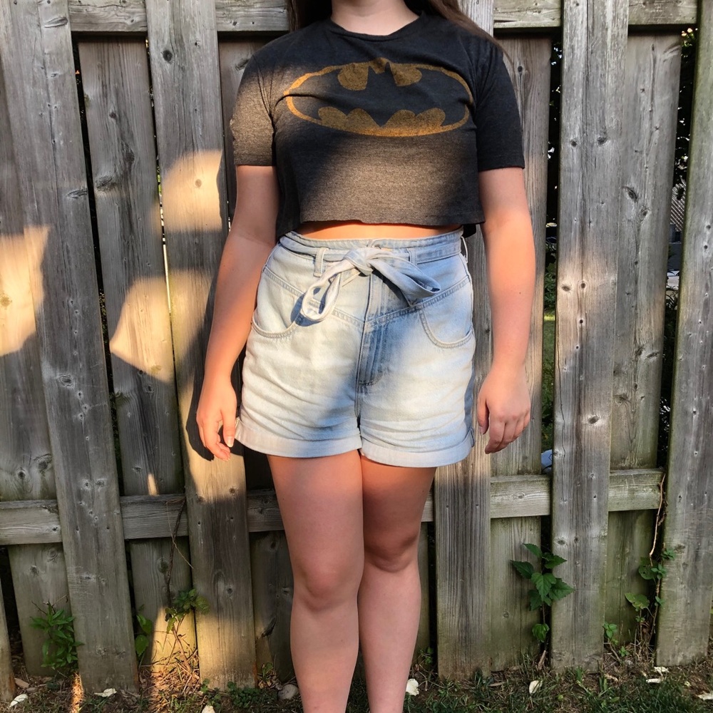 Cropped Batman Tee